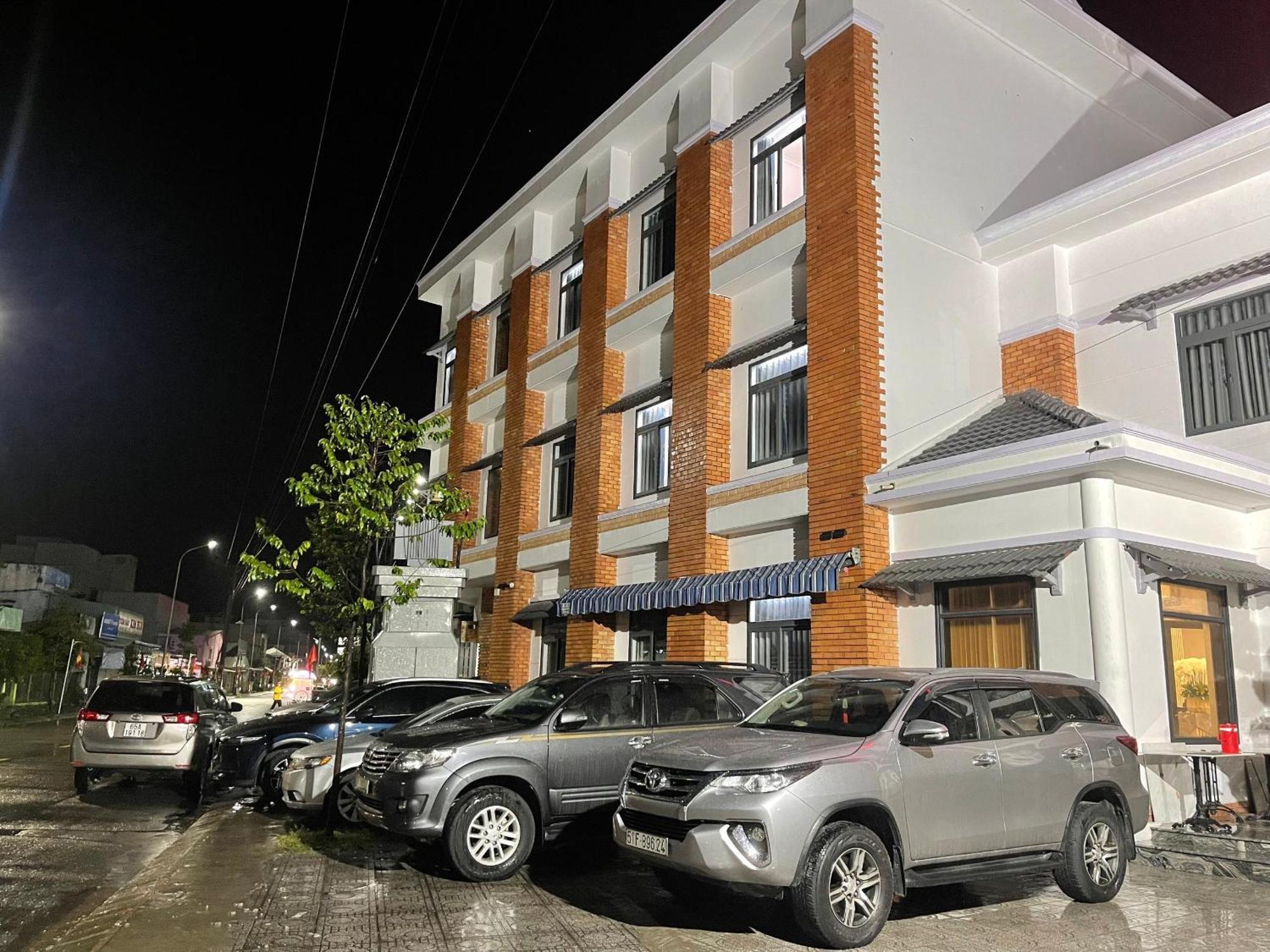 Sai Gon Ha Tien Hotel Buitenkant foto